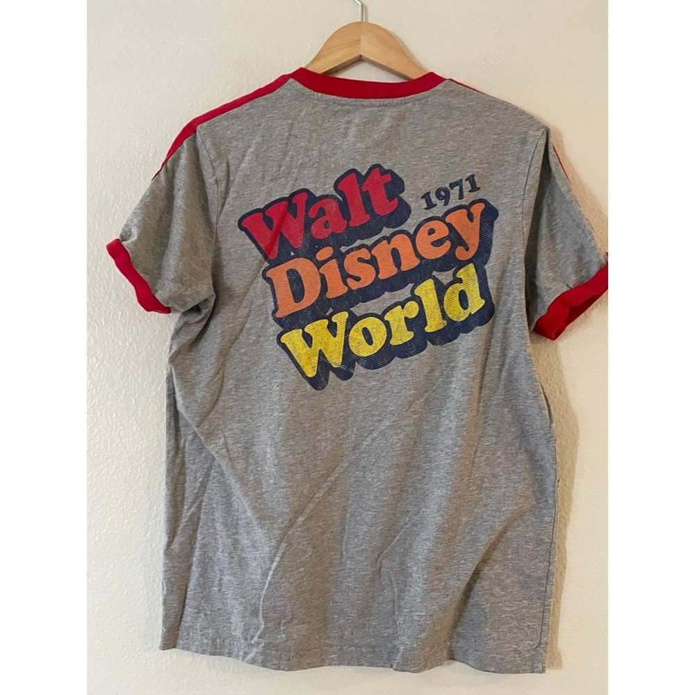 Walt Disney World 1971 Ringer T-Shirt Size M Mens Gray Red Rainbow Castle Retro - Picture 4 of 13